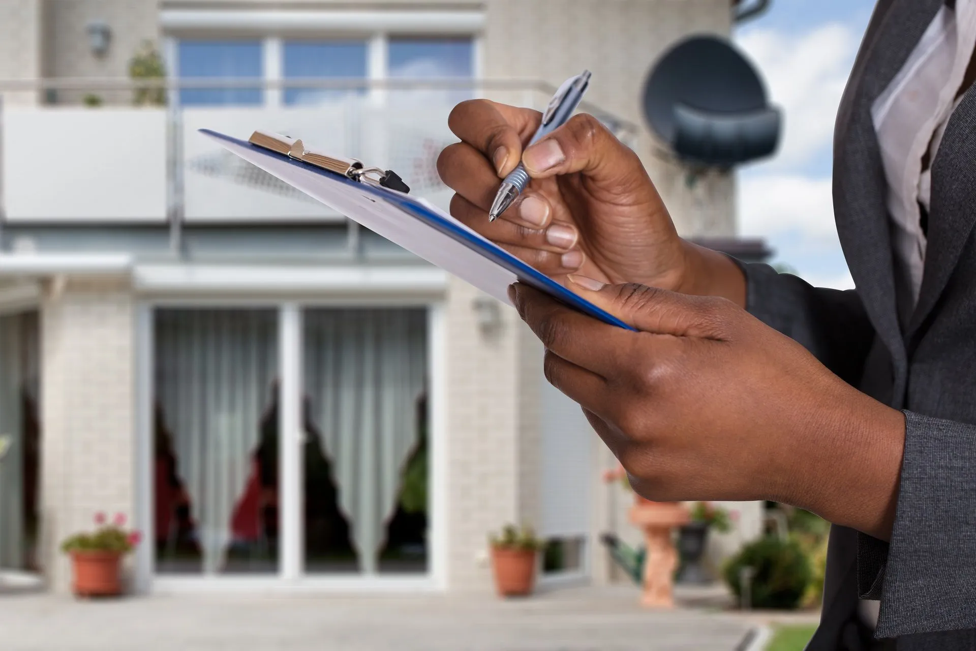 move in/out inspections
